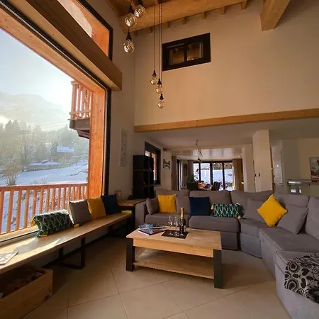 Apartment Mountain Vibes *